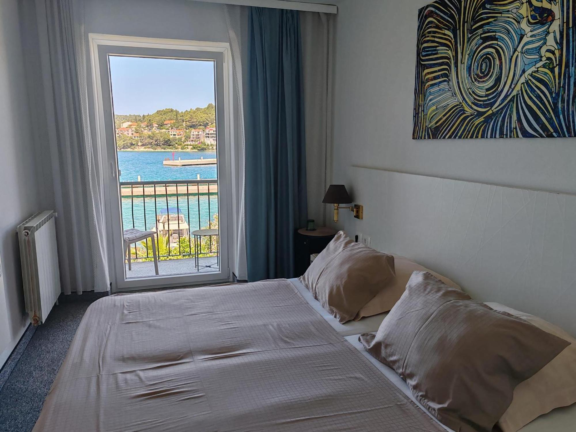 Hotel Dalmacija Вела-Лука Екстер'єр фото
